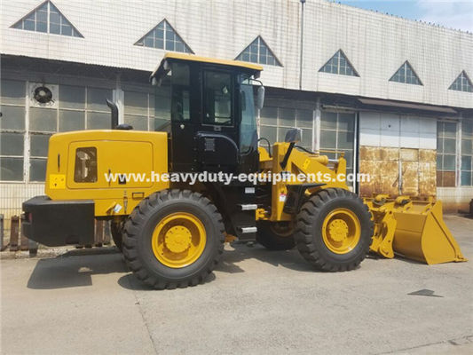 O carregador da roda 3tons de Sinomtp 936 com eixo padrão e 9600kg tornam mais pesado o carregador pesado do equipamento