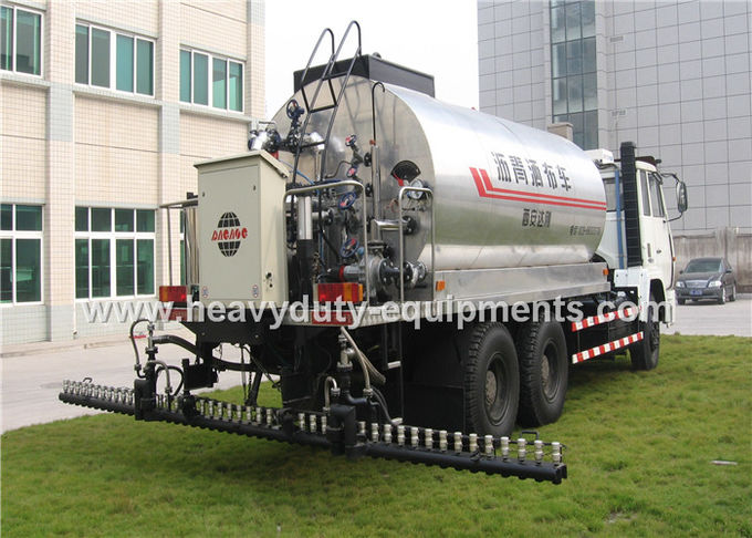 Transporte o tipo montado petroleiro líquido do asfalto com o de 5 toneladas Output bomba/H