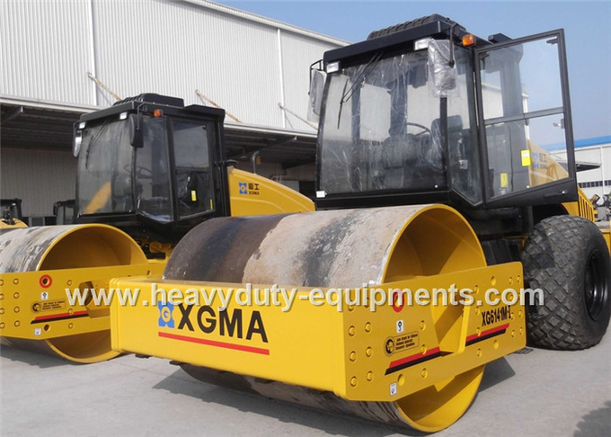 Rolo de estrada do cilindro de XG6184M o único com a capa aerodinamizada do motor pode inteiramente ser aberto fazendo o reparo e a manutenção convenientes